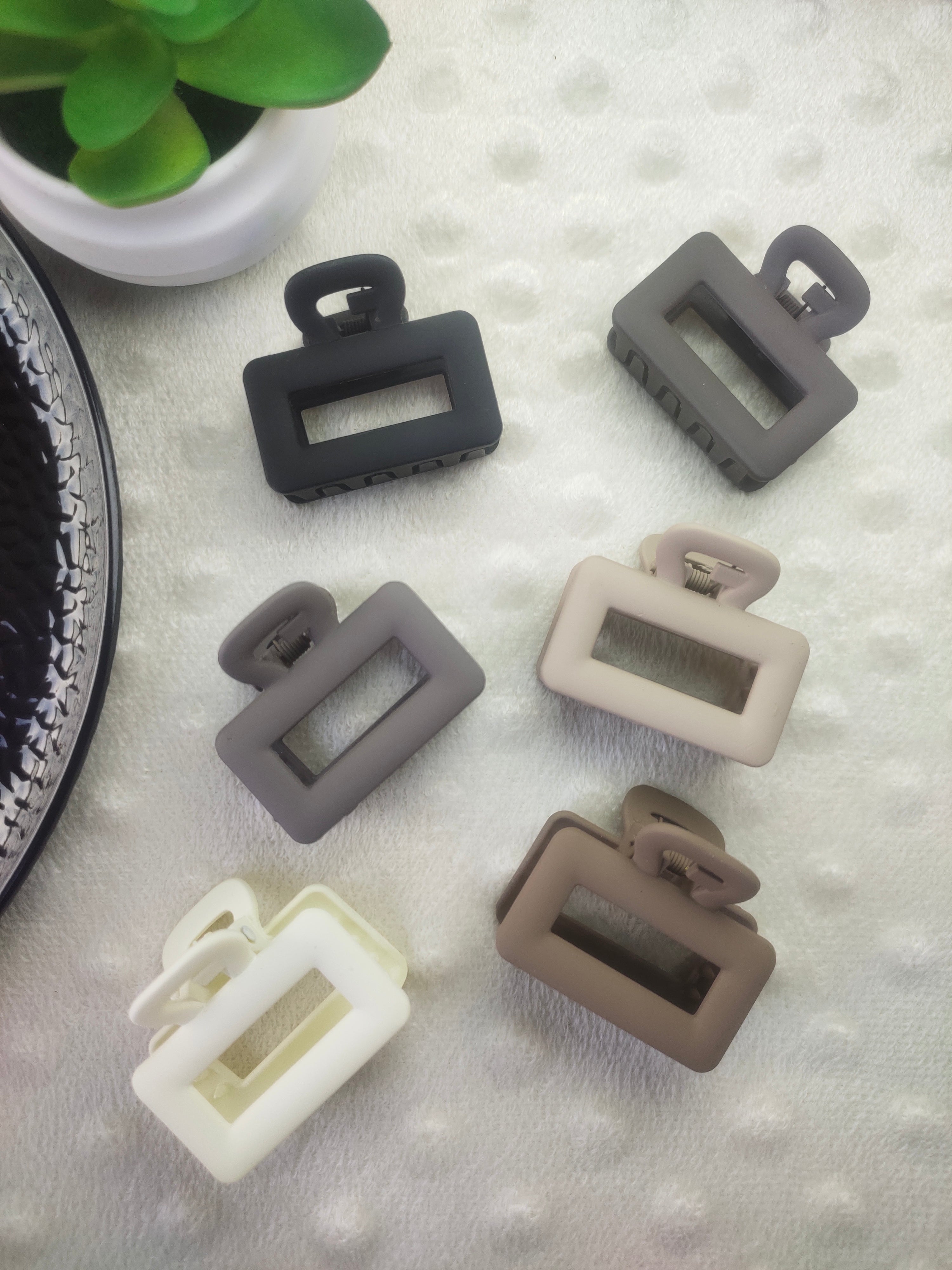 Small Rectangle Claw